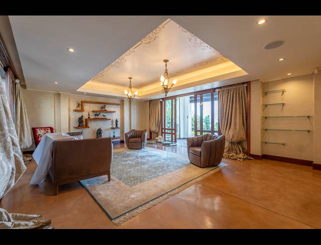 4 BEDROOM HOUSE FOR SALE IN ZIMBALI ESTATE